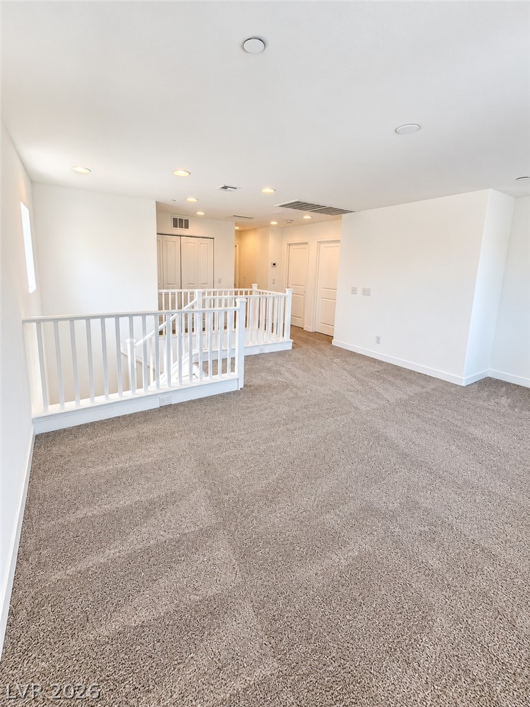 Photo 15 of 24, 4131 N Lamont Street