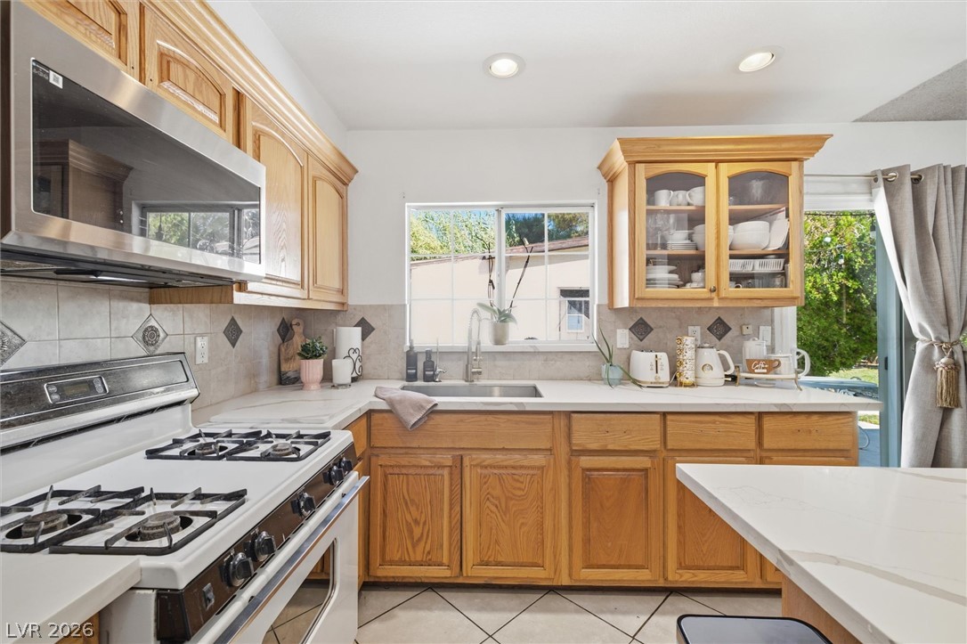 Photo 14 of 27, 61 Lafaette Street
