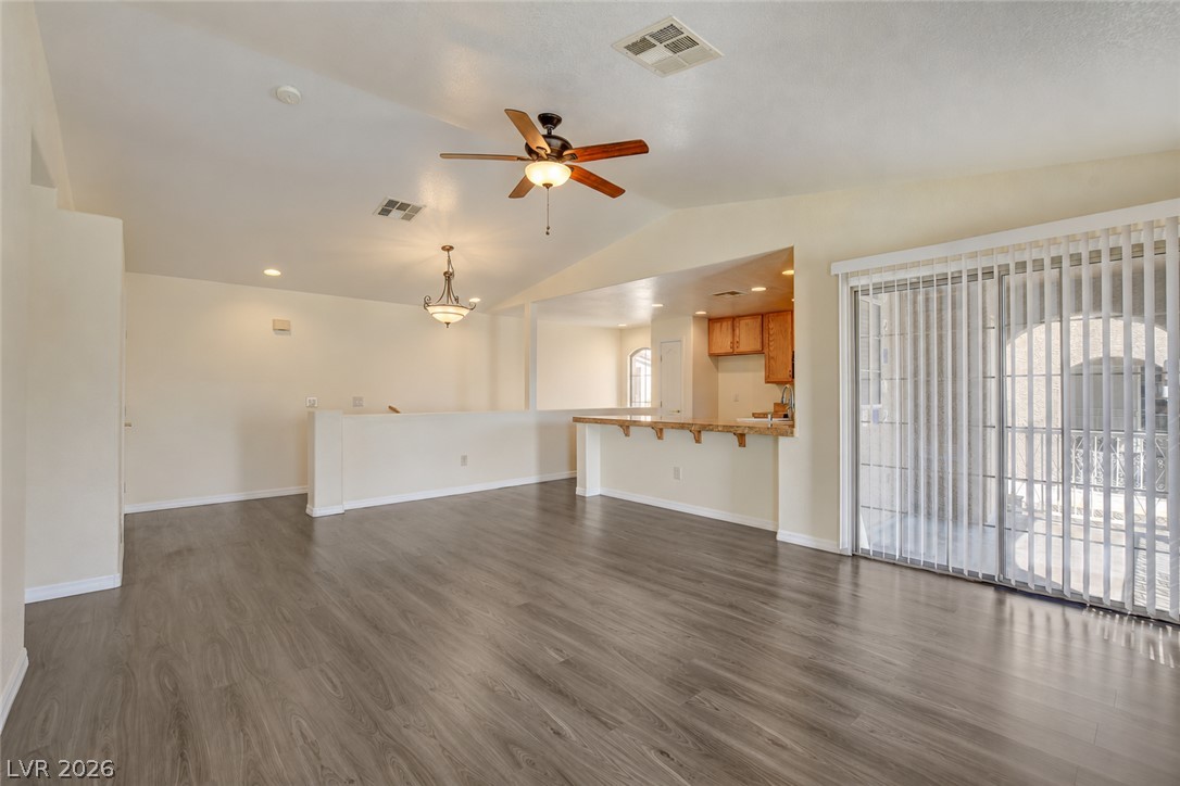 Photo 8 of 20, 7290 Sheared Cliff Lane #204