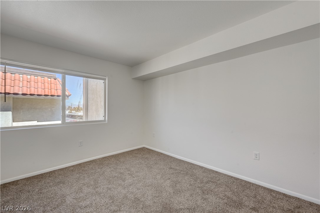 Photo 11 of 30, 1405 Vegas Valley Drive #162