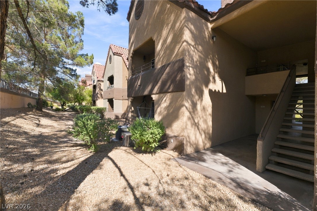 Photo 28 of 37, 2200 S Fort Apache Road #2011