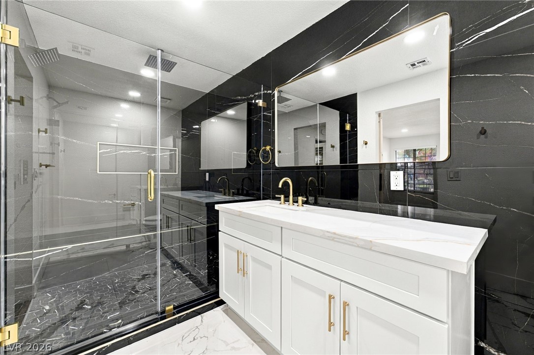 Photo 20 of 37, 2200 S Fort Apache Road #2011