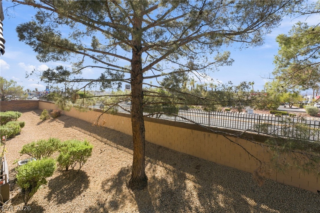 Photo 29 of 37, 2200 S Fort Apache Road #2011