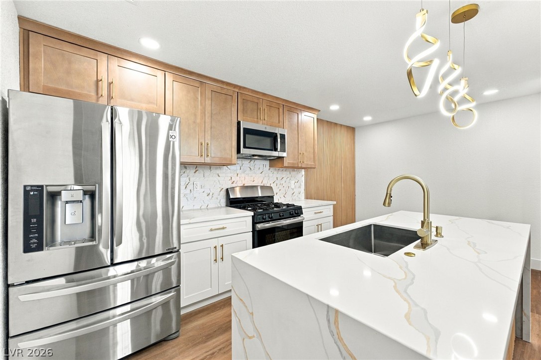 Photo 10 of 37, 2200 S Fort Apache Road #2011