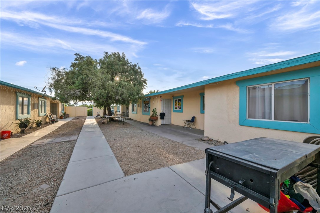Photo 11 of 16, 2220 N Lamb Boulevard