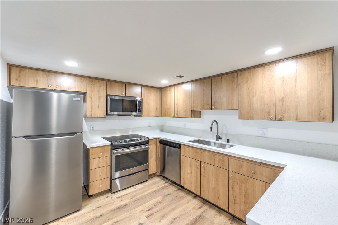Photo 13 of 36, 1857 Arbol Verde Way