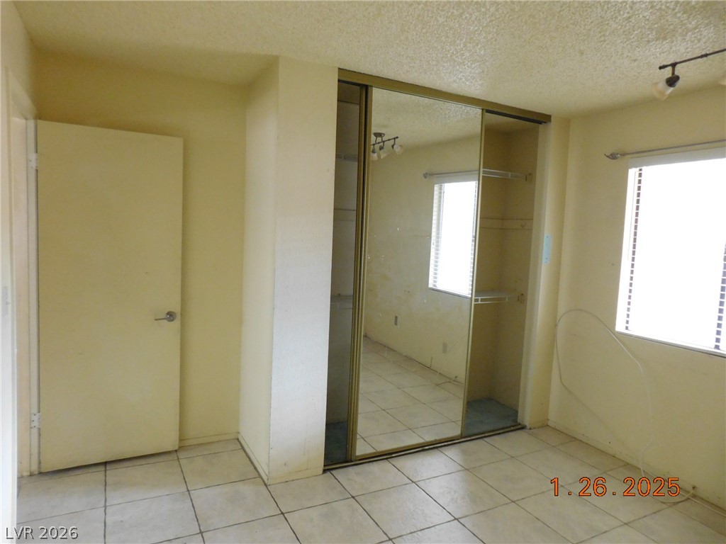 Photo 19 of 34, 384 Norlina Court