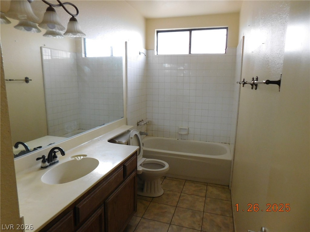 Photo 22 of 34, 384 Norlina Court