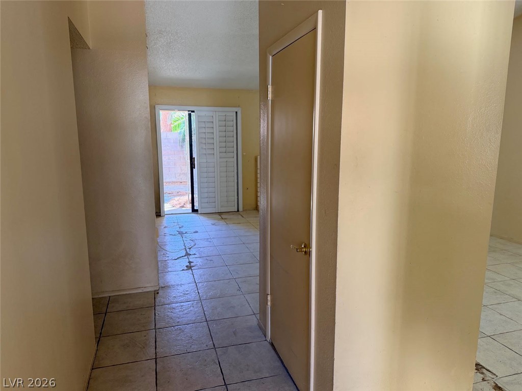 Photo 5 of 384 Norlina Court