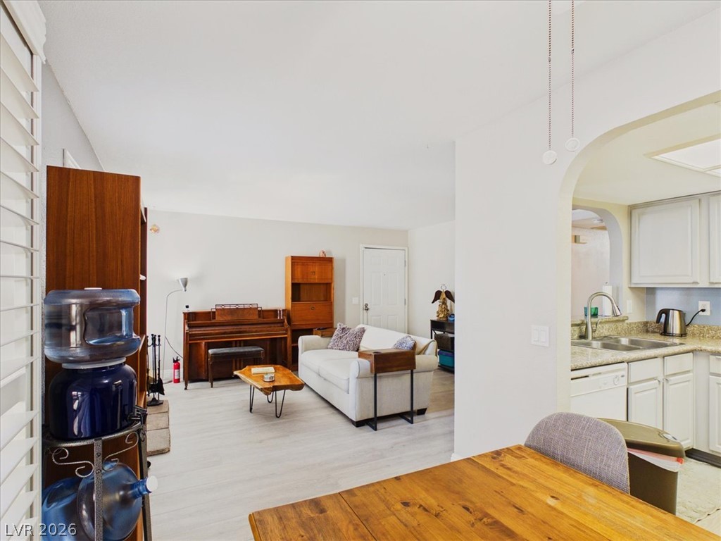 Photo 15 of 50, 3411 Sunfish Drive #A