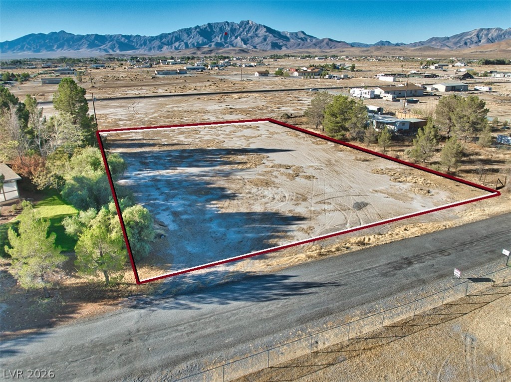 Photo 2 of 4331 W Medicine Man Road