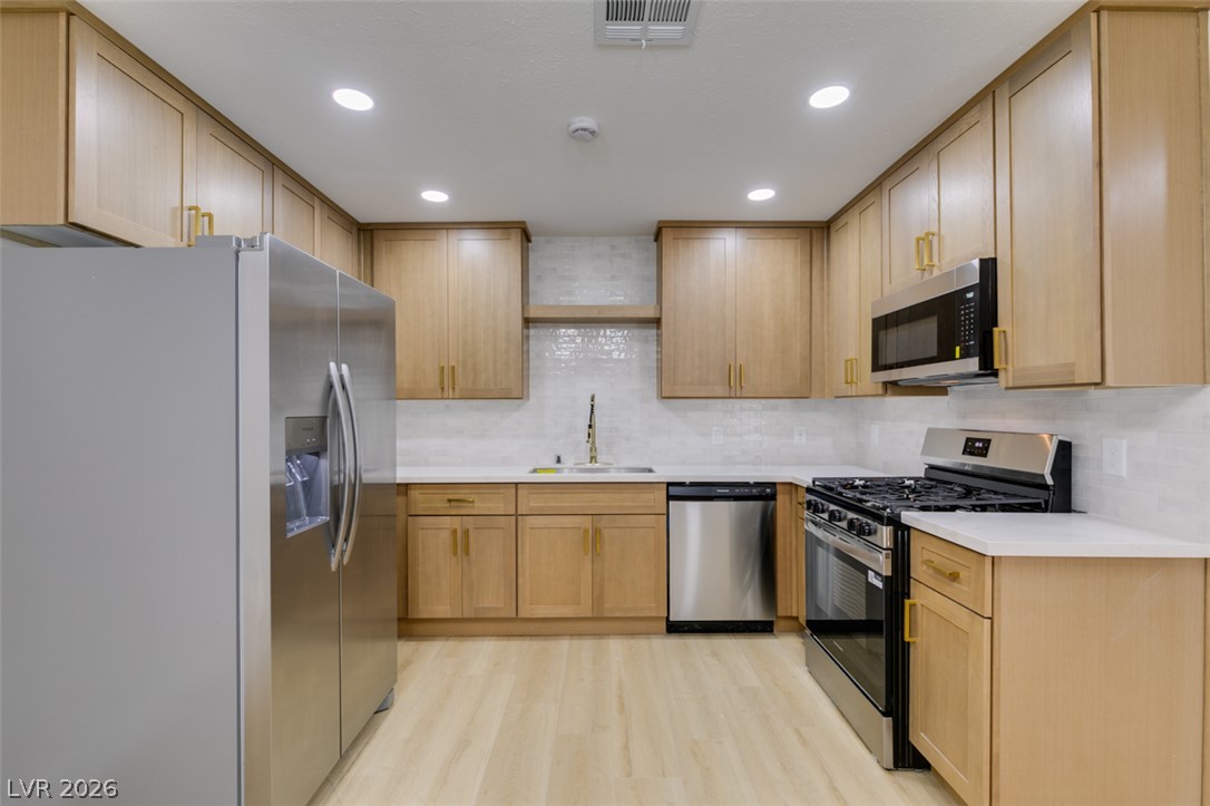5576 W Rochelle Avenue #25B, Las Vegas 89103