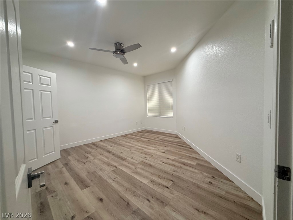 Photo 10 of 31, 9975 Peace Way #1154