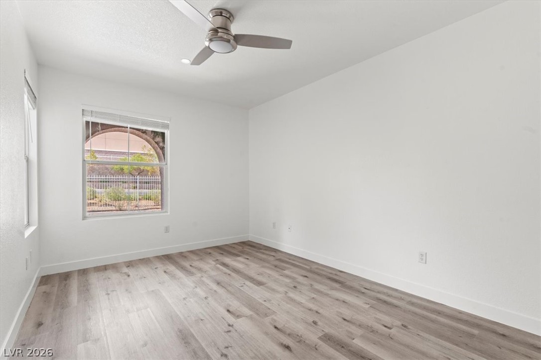 Photo 17 of 31, 9975 Peace Way #1154