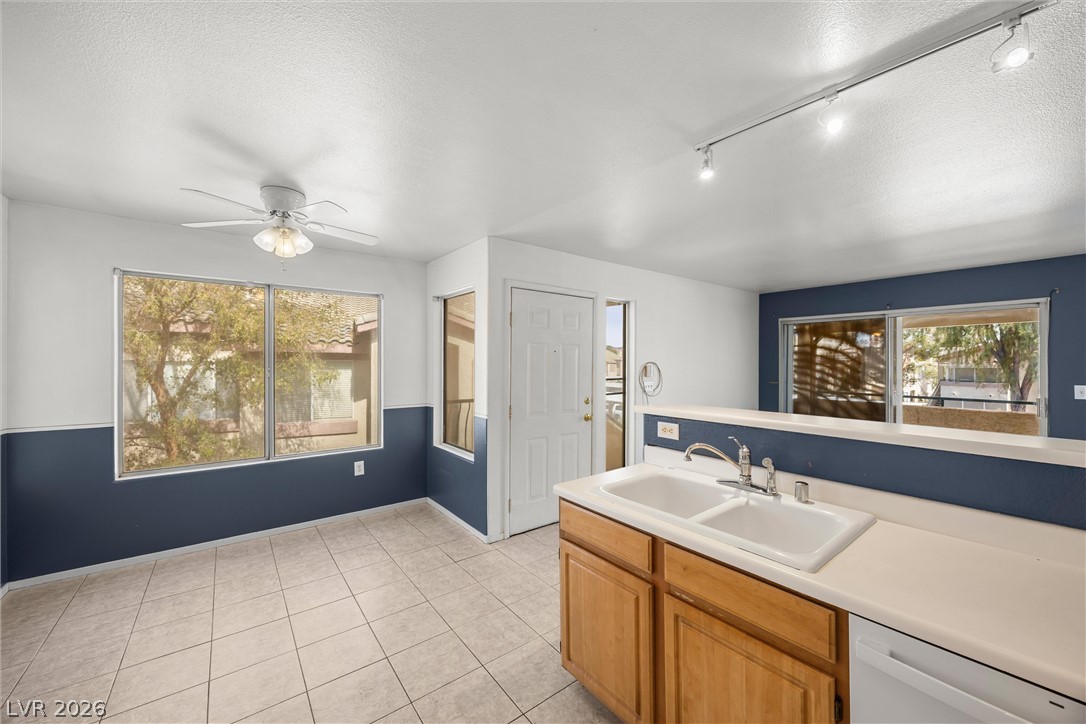 Photo 3 of 5710 E Tropicana Avenue #2234