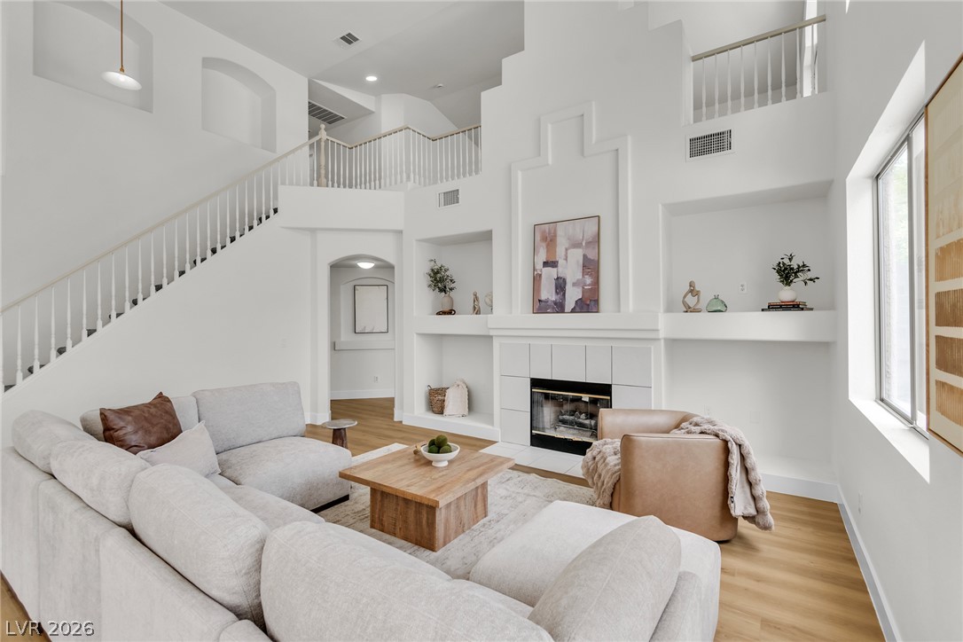 Photo 20 of 43, 10332 Falls Church Avenue