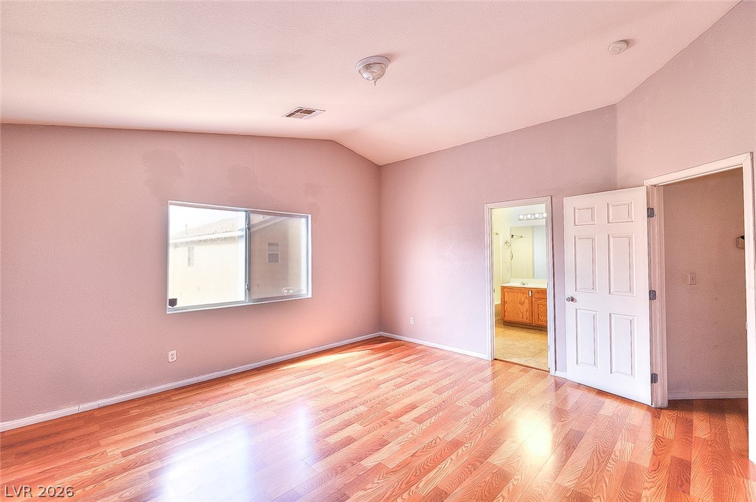 Photo 12 of 20, 4133 Kemble Court