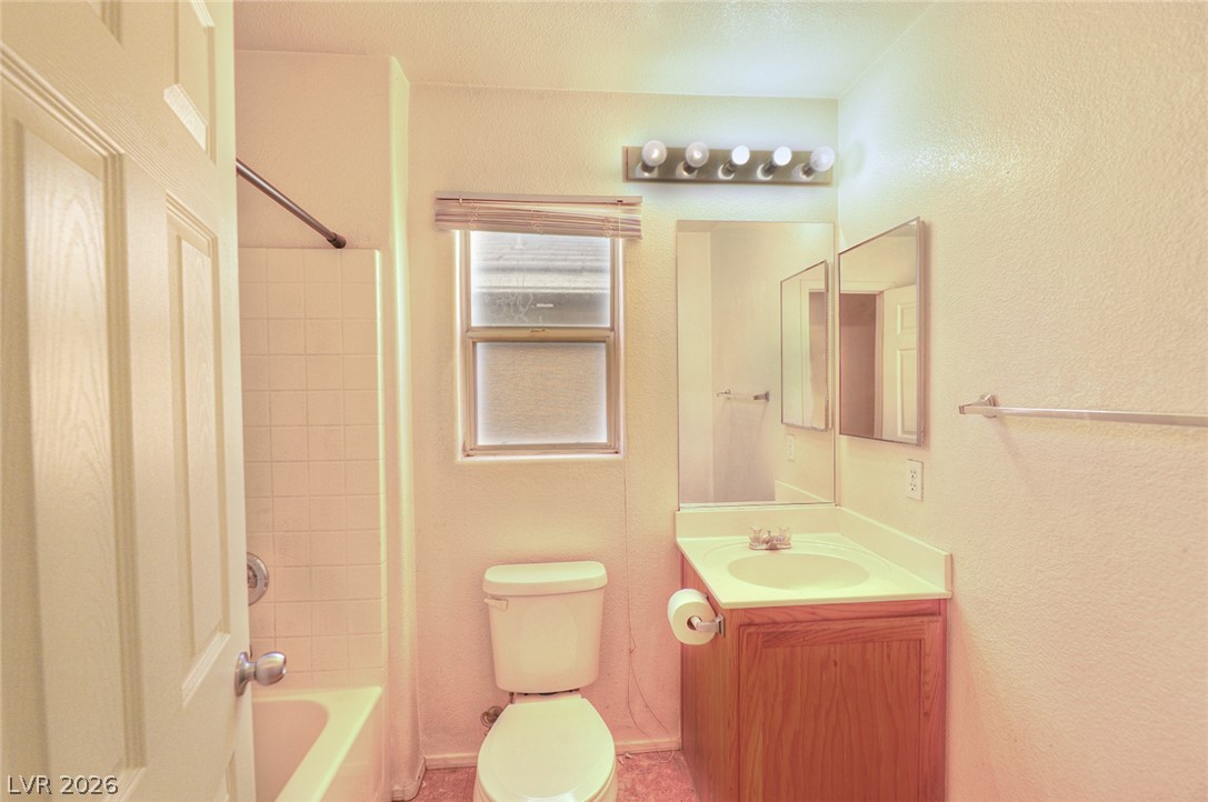 Photo 16 of 20, 4133 Kemble Court