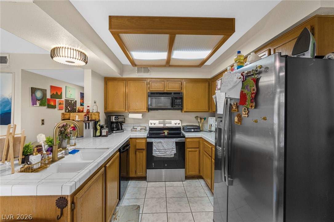 Photo 7 of 24, 1575 W Warm Springs Road #1313