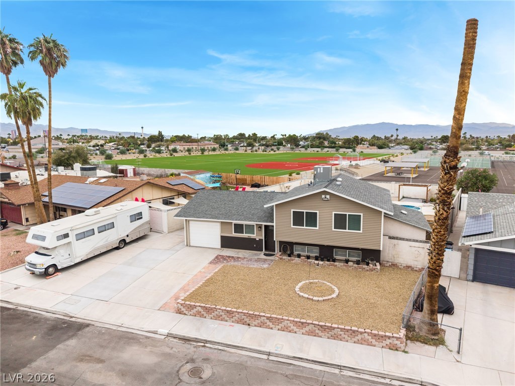 Photo 70 of 71, 3882 Chinchilla Avenue
