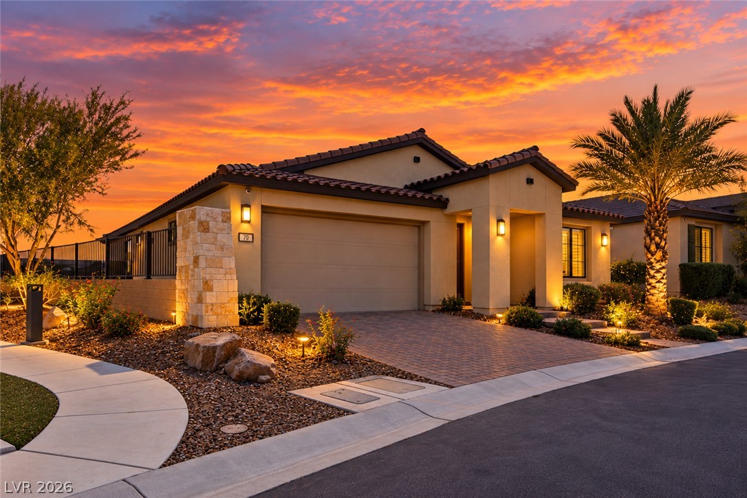 70 Sun Lily Lane, Henderson 89011
