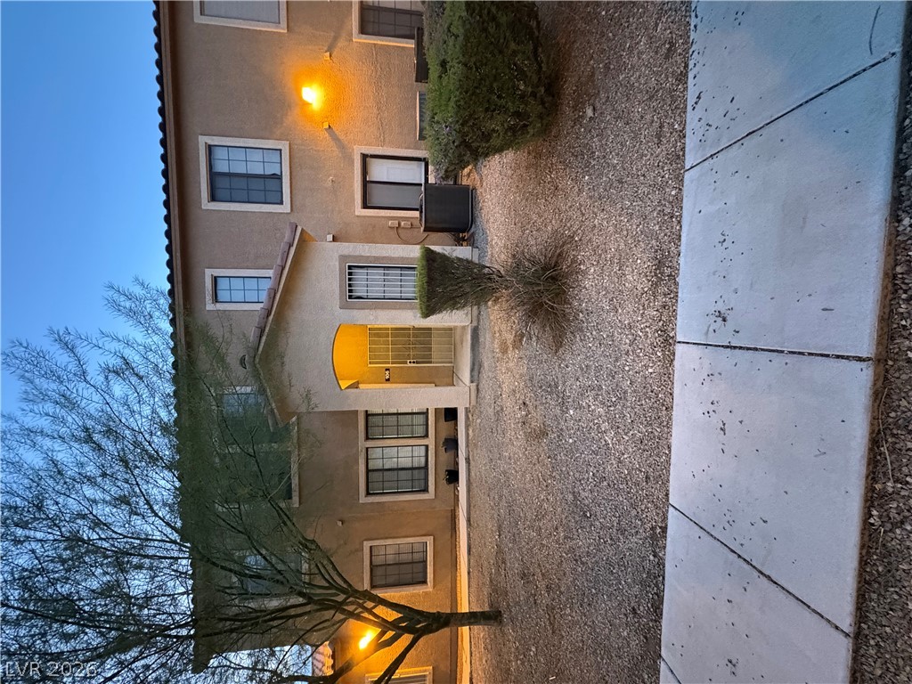 2131 Hussium Hills Street #206, Las Vegas 89108
