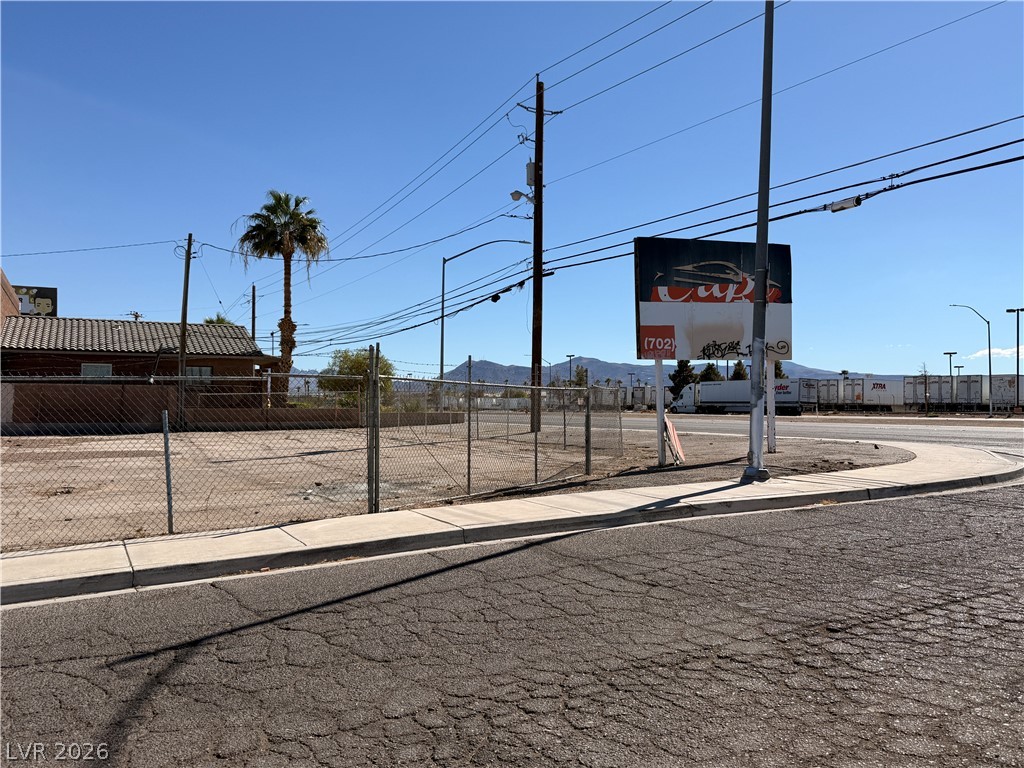 6101 Boulder Highway, Las Vegas