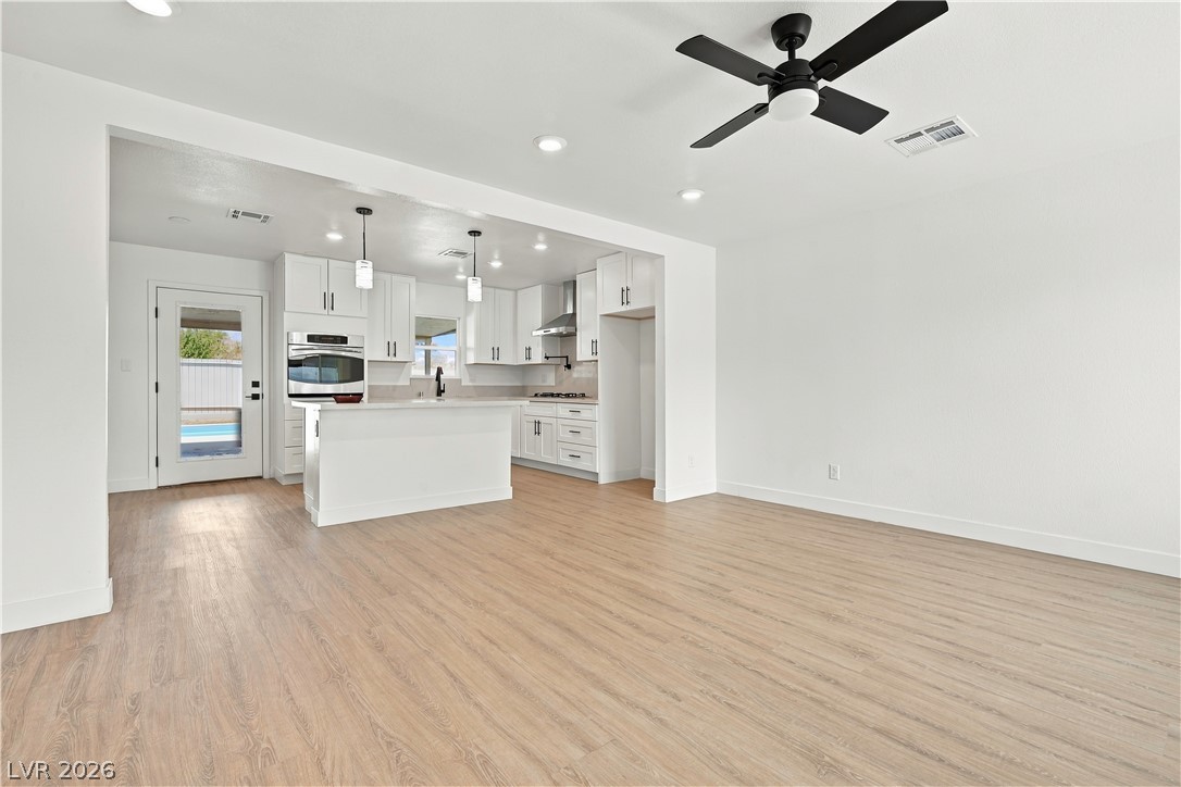 Photo 5 of 1217 Vaughn Street