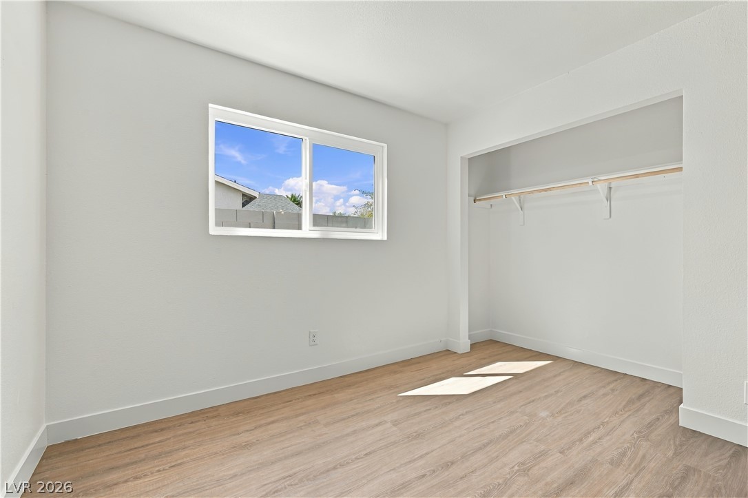 Photo 13 of 23, 1217 Vaughn Street