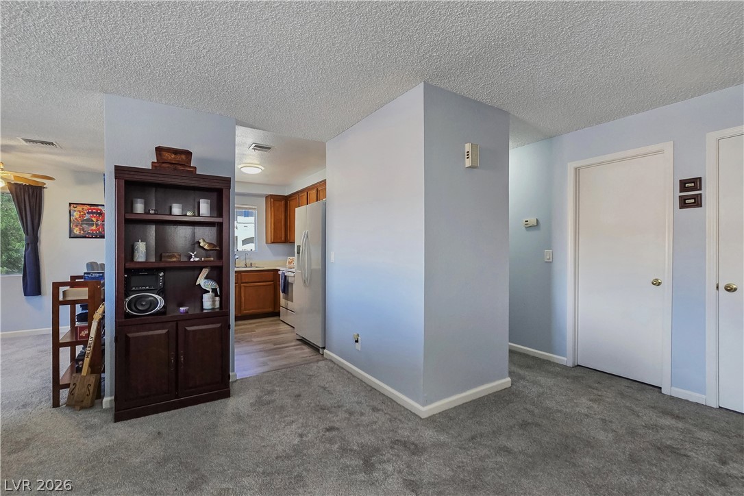 Photo 9 of 29, 2240 Highpointe Drive #201