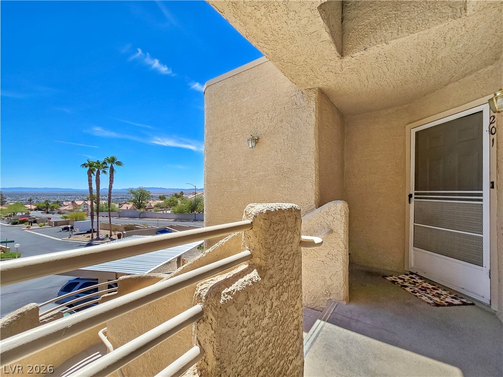 Photo 4 of 2240 Highpointe Drive #201