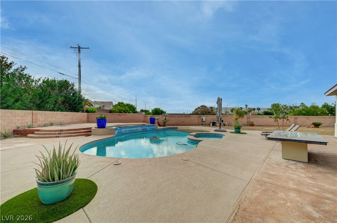 Photo 49 of 96, 135 E Mesa Verde Lane