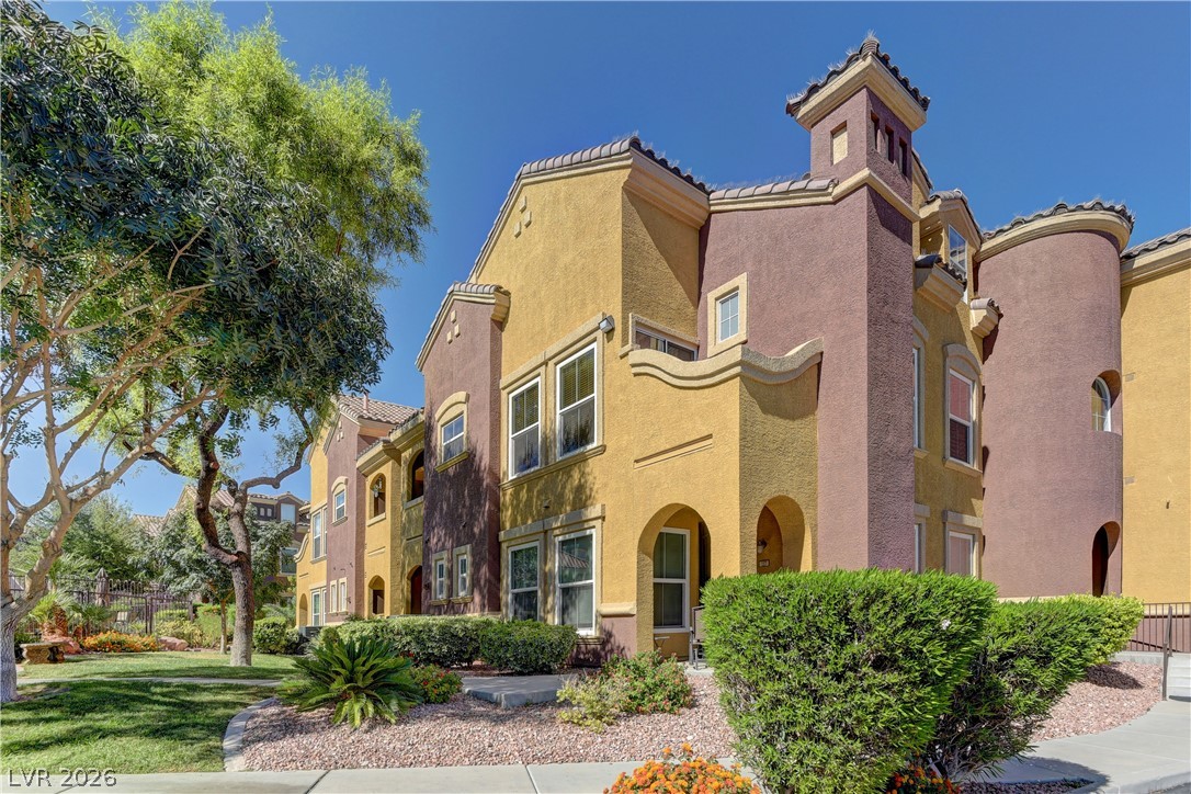 3975 N Hualapai Way #217, Las Vegas