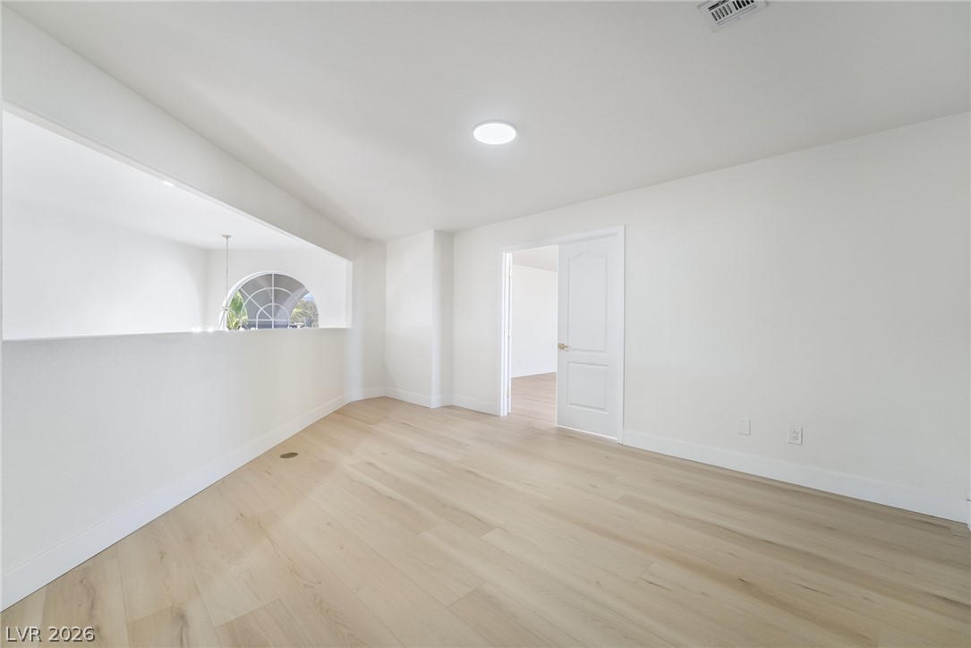 Photo 39 of 54, 9681 Drayton Avenue