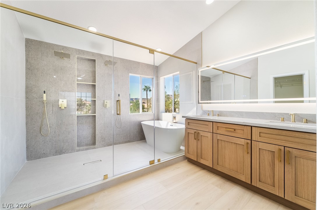 Photo 3 of 9681 Drayton Avenue