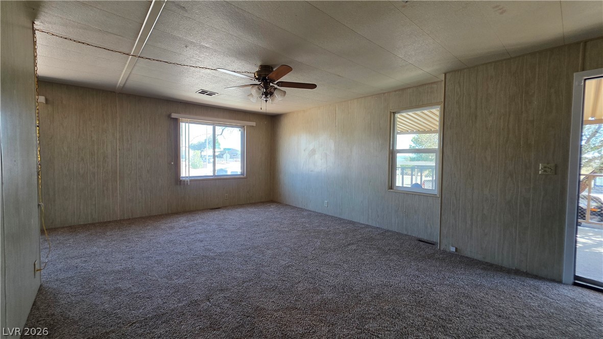 Photo 3 of 1316 Aspen Drive