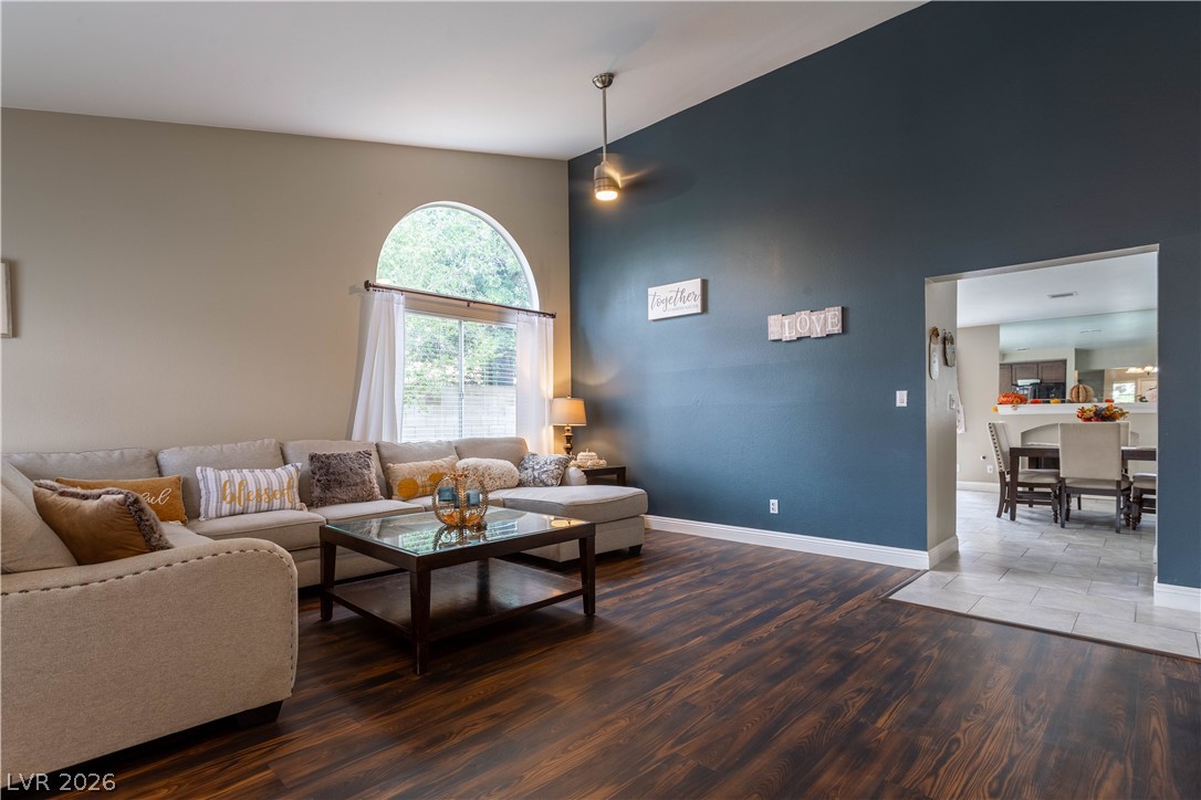 Photo 6 of 30, 1316 Grey Hunter Drive