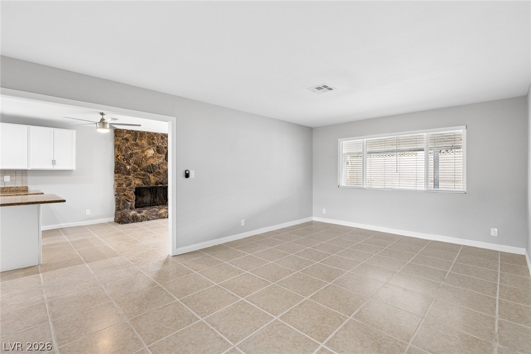 Photo 13 of 74, 4051 Springhill Avenue