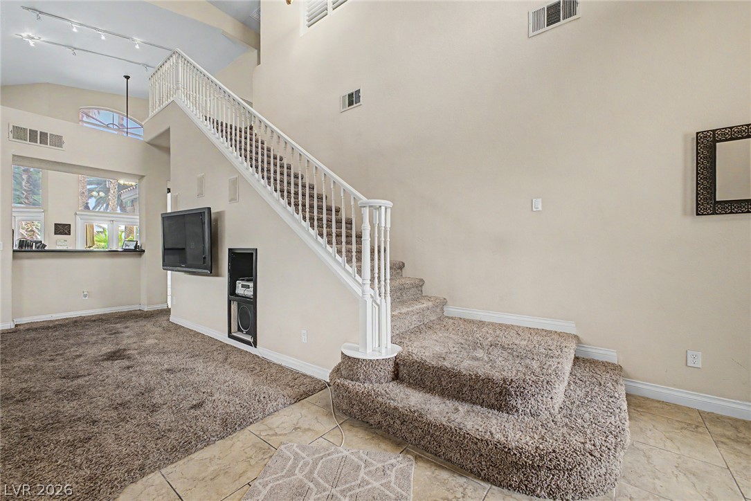 Photo 6 of 43, 109 Weatherwood Court