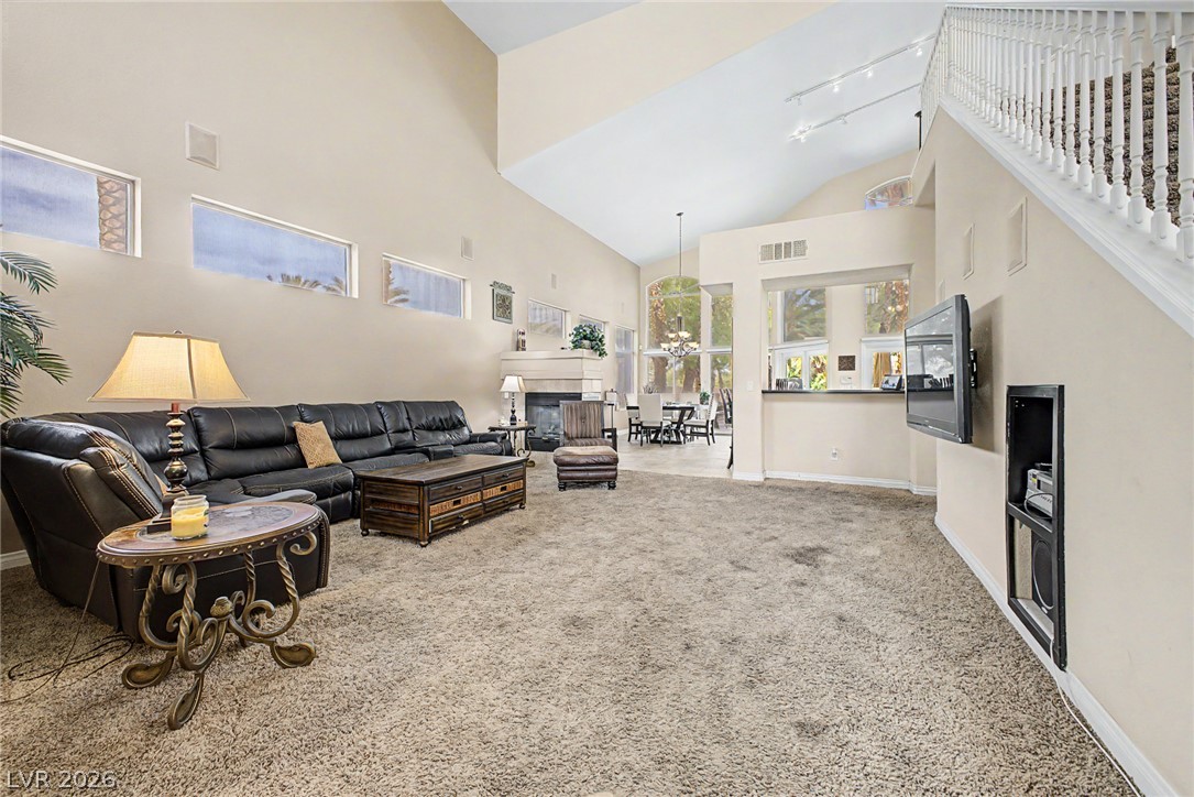 Photo 9 of 43, 109 Weatherwood Court