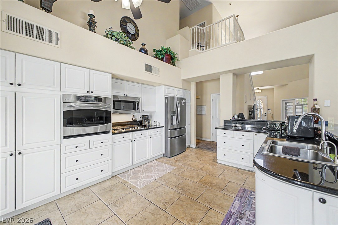 Photo 14 of 43, 109 Weatherwood Court