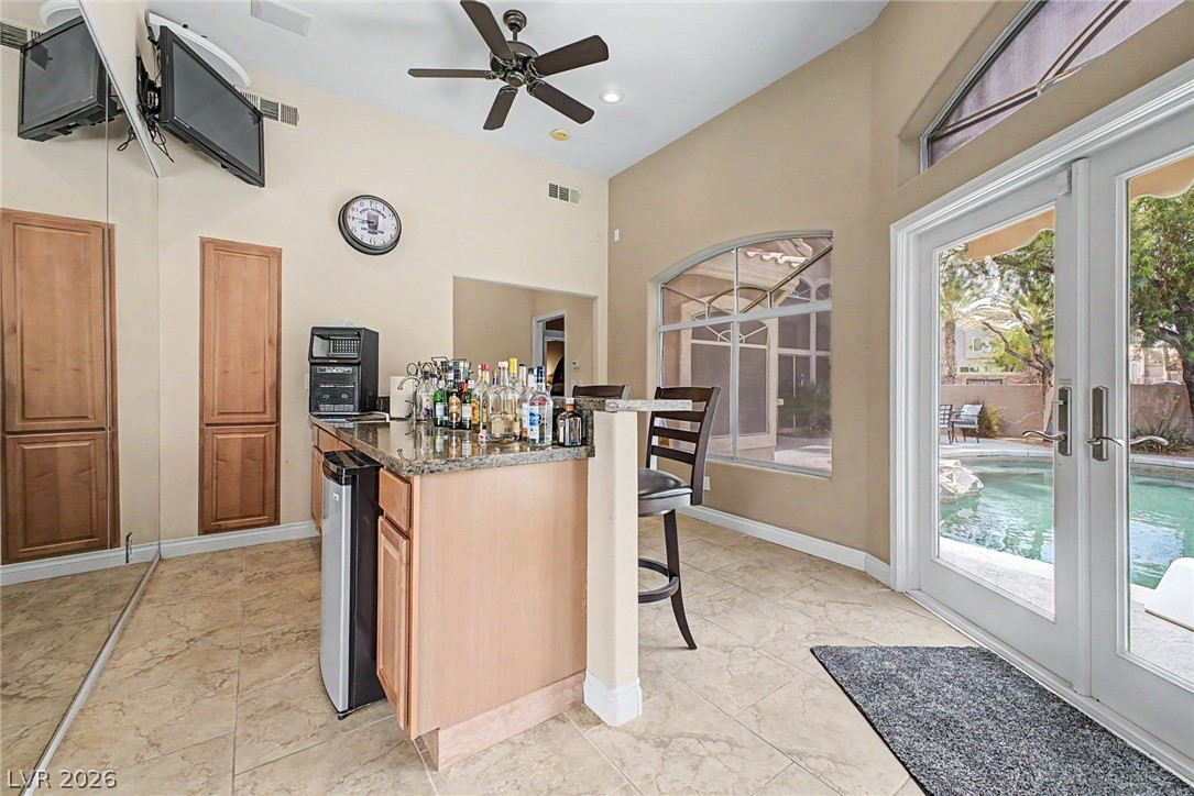 Photo 16 of 43, 109 Weatherwood Court