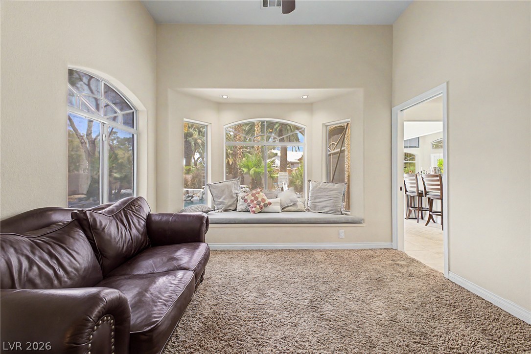 Photo 17 of 43, 109 Weatherwood Court