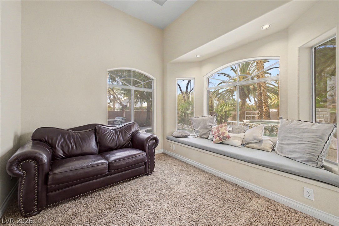Photo 18 of 43, 109 Weatherwood Court