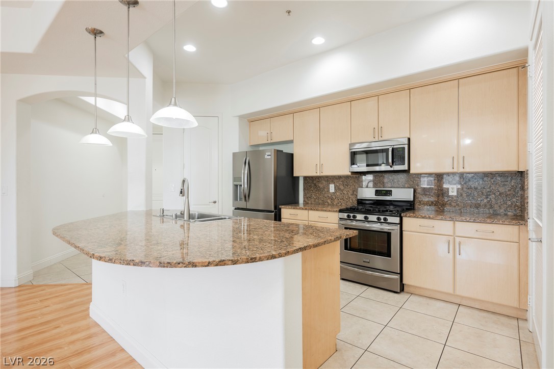 Photo 4 of 44 E Serene Avenue #402