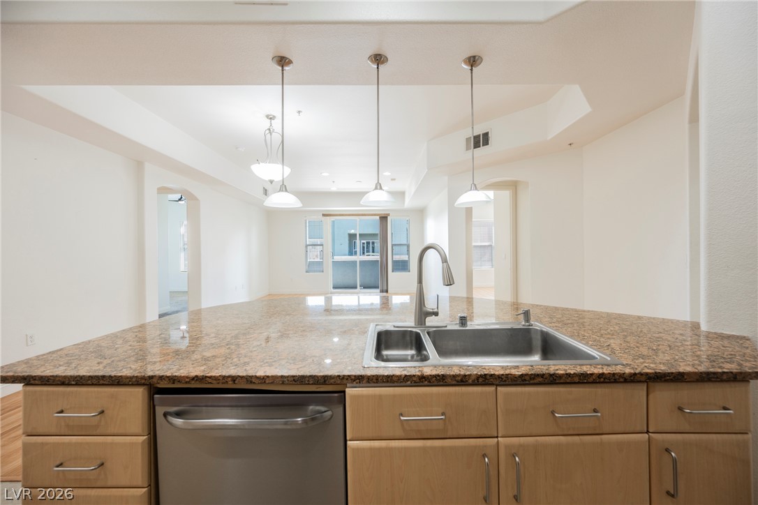 Photo 19 of 70, 44 E Serene Avenue #402