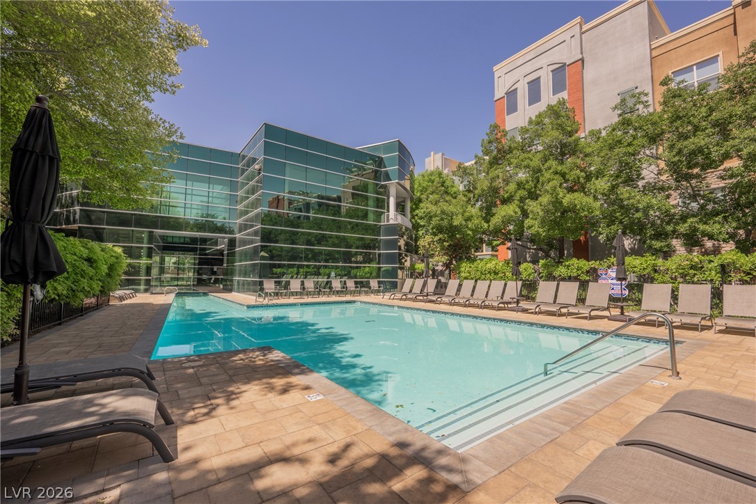 Photo 3 of 44 E Serene Avenue #402