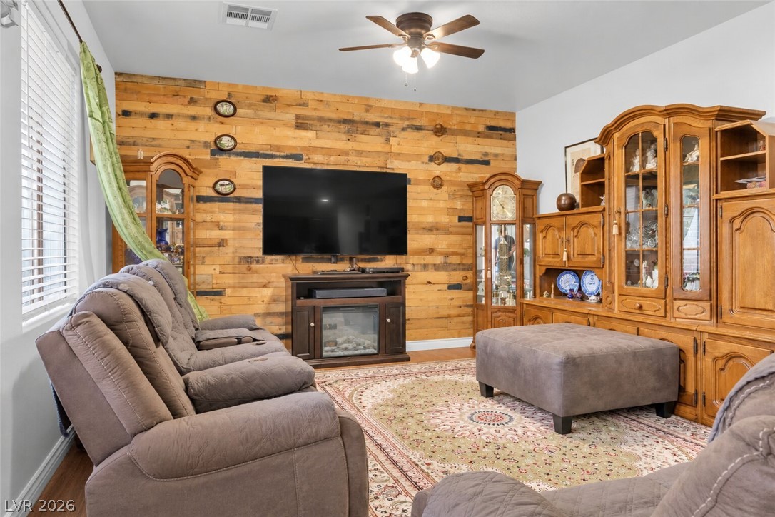 113 Peak Villa Avenue, North Las Vegas
