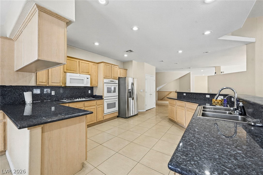 Photo 7 of 72, 7611 Leybourne Court