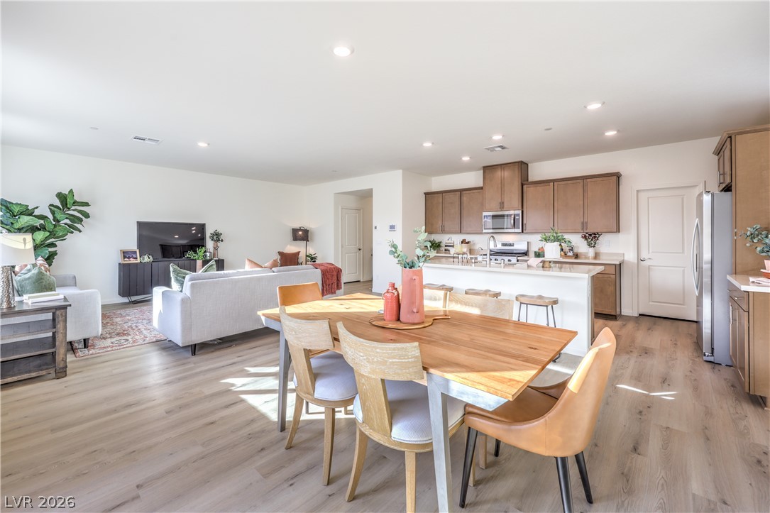 Photo 12 of 42, 6048 Bamboo Breeze Way
